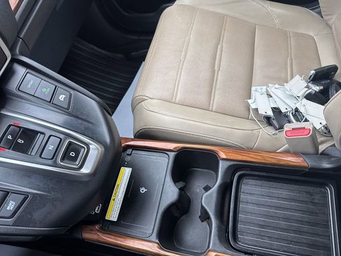 Used 2022 Honda CR-V Touring image 31