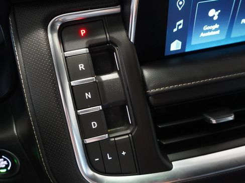 Used 2023 Chevrolet Tahoe Premier RWD image 35