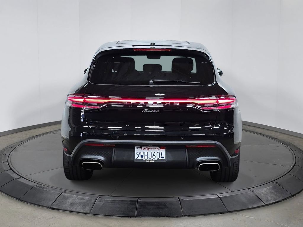 Certified 2026 Porsche Macan AWD/4WD image 6