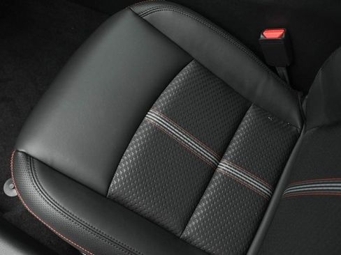 Used 2025 Nissan Altima 2.5 SR image 25