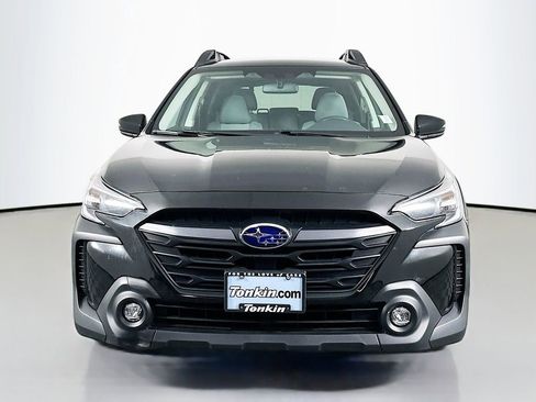 Used 2024 Subaru Outback Premium image 3