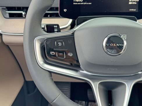Used 2025 Volvo EX90 Ultra image 20