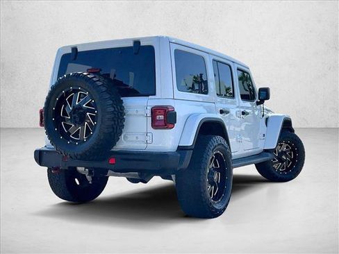 Used 2020 Jeep Wrangler Unlimited Rubicon w/ Steel Bumper Group image 2