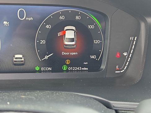 Used 2025 Honda Civic Sport Touring image 21