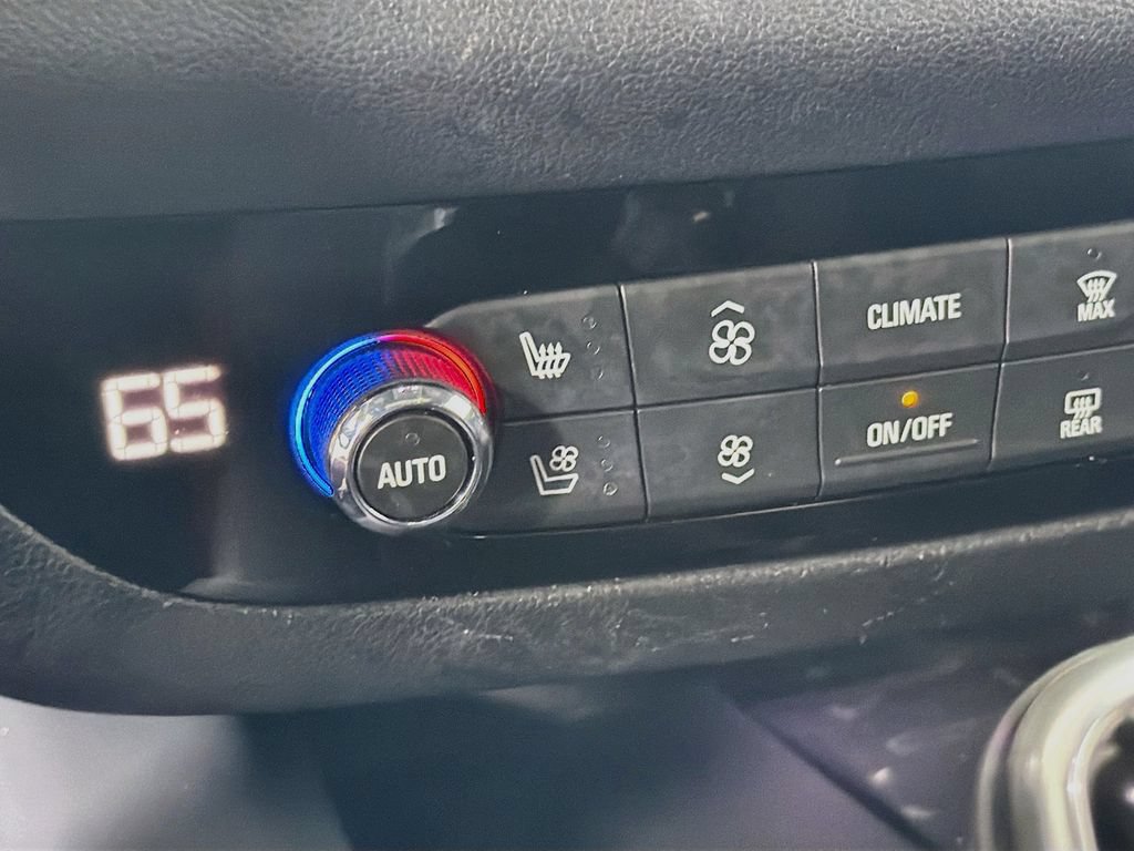 Used 2019 Buick Enclave Premium FWD image 22