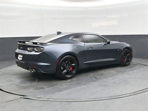 Used 2023 Chevrolet Camaro SS image 4