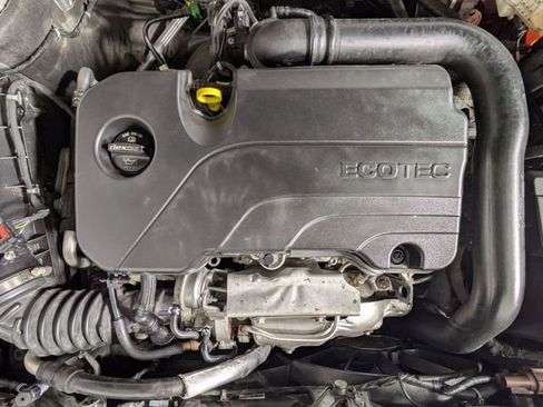 Used 2023 Chevrolet Malibu LT image 29