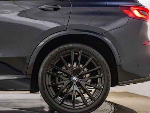 Used 2023 BMW X5 xDrive40i w/ M Sport Package image 11