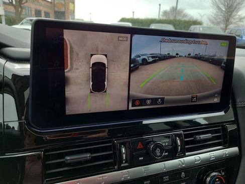 New 2026 Nissan Pathfinder Platinum image 19