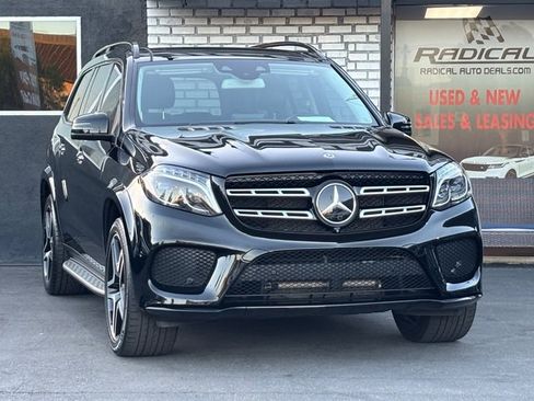 Used 2018 Mercedes-Benz GLS 550 4MATIC w/ Driver Assistance Package image 4