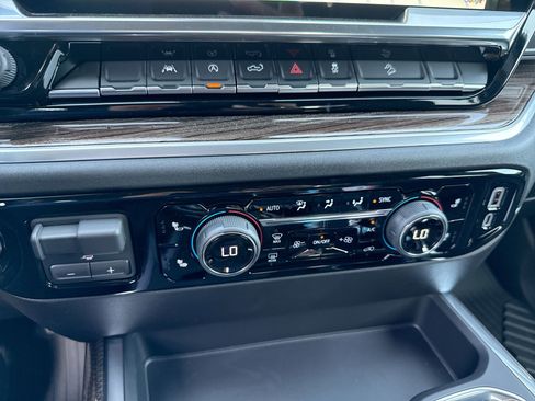 New 2026 Chevrolet Silverado 1500 LT w/ Z71 Off-Road Package AWD/4WD image 44