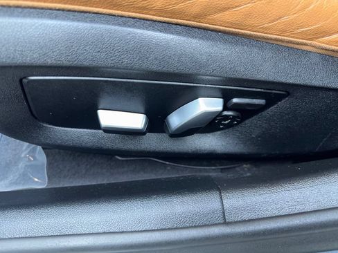 Used 2022 BMW 530i xDrive w/ Convenience Package AWD/4WD image 30