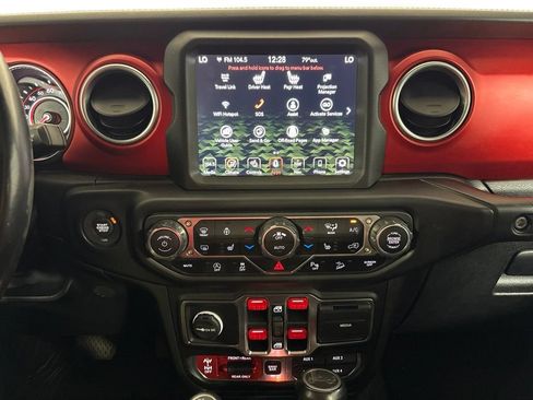 Used 2020 Jeep Wrangler Unlimited Rubicon AWD/4WD image 13