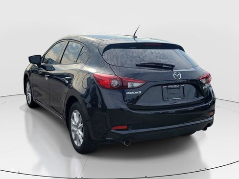 Used 2018 MAZDA MAZDA3 Sport FWD image 3