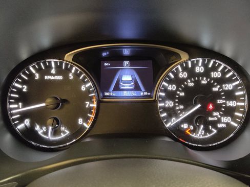 Used 2020 Nissan Pathfinder SV w/ Rock Creek Edition FWD image 23