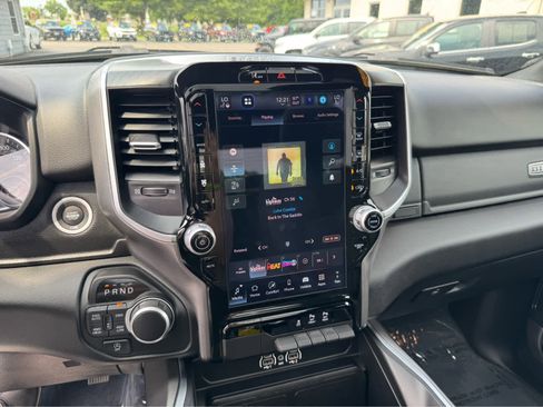 Used 2025 RAM 1500 Big Horn image 29