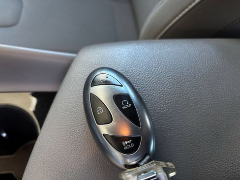 Used 2025 Hyundai Elantra SEL FWD image 21