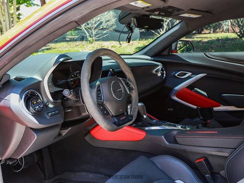 Used 2022 Chevrolet Camaro SS RWD image 61