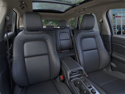 New 2026 Lincoln Corsair Reserve image 10