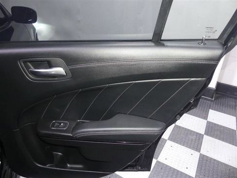 Used 2019 Dodge Charger Scat Pack w/ Daytona Edition Group image 26