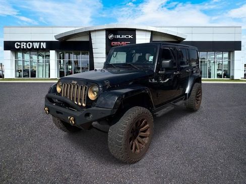 Used 2014 Jeep Wrangler Unlimited Sahara image 1