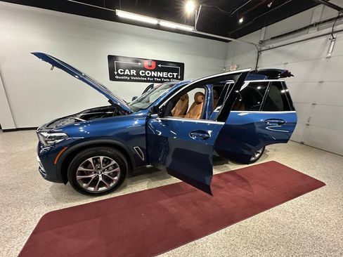 Used 2019 BMW X5 xDrive40i w/ Convenience Package image 57