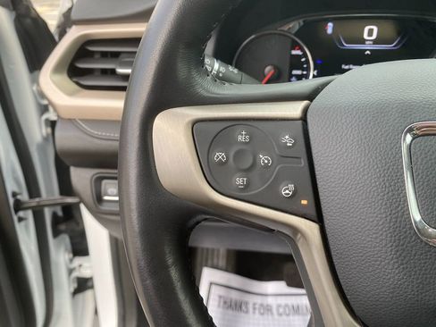 Used 2021 GMC Acadia Denali w/ Denali Ultimate Package image 16