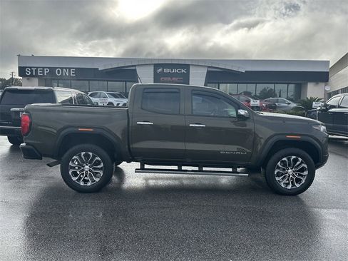 Certified 2023 GMC Canyon Denali image 7