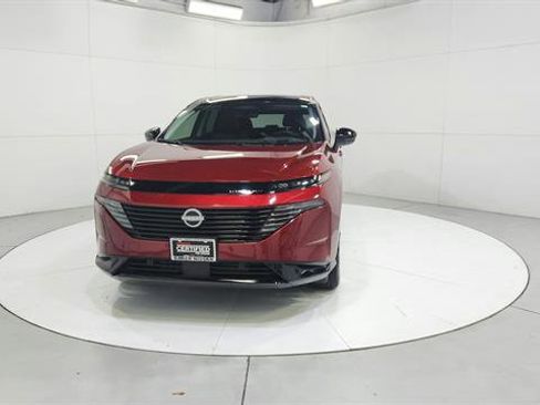 Certified 2025 Nissan Murano Platinum w/ Cargo Package image 2