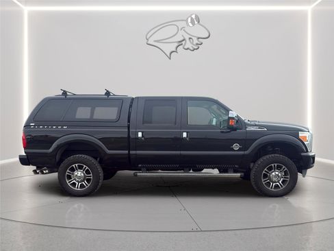 Used 2015 Ford F250 Platinum w/ FX4 Off-Road Package AWD/4WD image 6