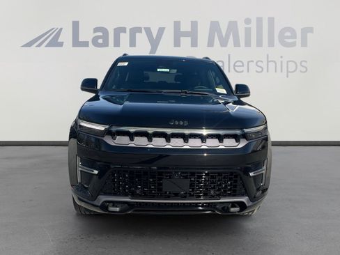 New 2026 Jeep Grand Wagoneer Limited image 8