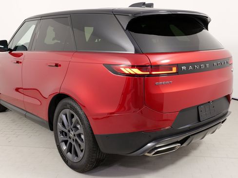 Used 2023 Land Rover Range Rover Sport SE image 23