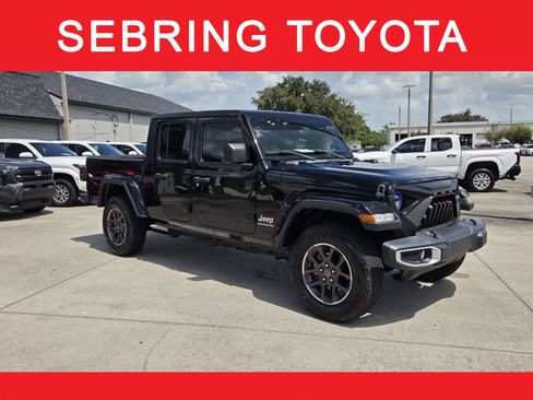 Used 2023 Jeep Gladiator Overland AWD/4WD image 1
