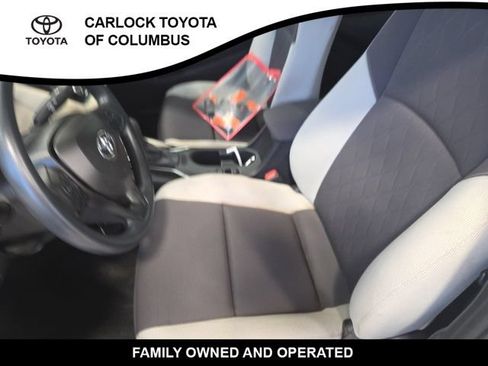 Used 2025 Toyota Corolla LE FWD image 12
