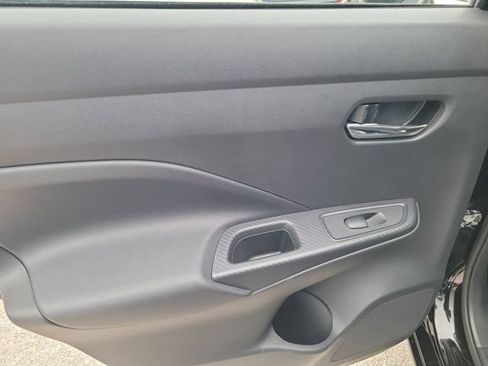 Certified 2025 Nissan Versa SV w/ Trunk Package FWD image 12