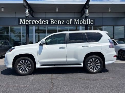 Used 2020 Lexus GX 460 Luxury w/ Accessory Package AWD/4WD image 1