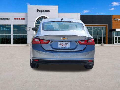 Used 2024 Chevrolet Malibu LT FWD image 8