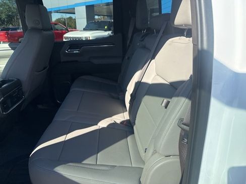 Used 2023 GMC Sierra 1500 SLT w/ SLT Premium Plus Package image 10