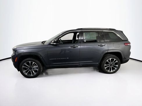 Used 2022 Jeep Grand Cherokee Overland AWD/4WD image 8