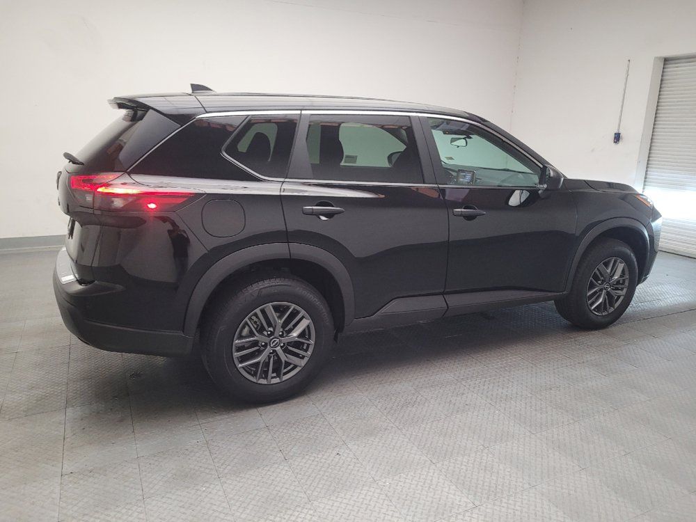 Used 2024 Nissan Rogue S FWD image 10