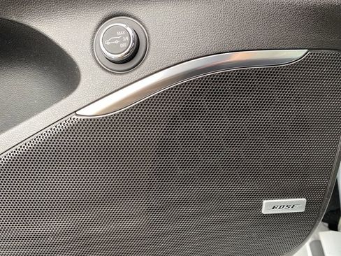 Used 2020 Buick Enclave Avenir w/ Avenir Technology Package image 13