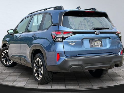 Certified 2025 Subaru Forester AWD/4WD image 11