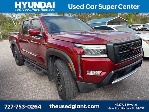 Used 2022 Nissan Frontier Pro-X w/ Technology Package image 4