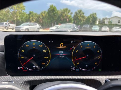 Used 2023 Mercedes-Benz CLA 250 4MATIC image 24