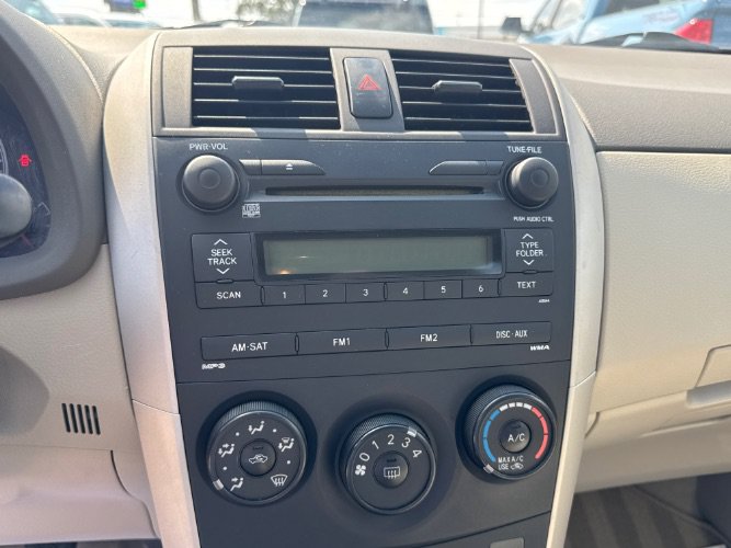 Used 2009 Toyota Corolla FWD image 20