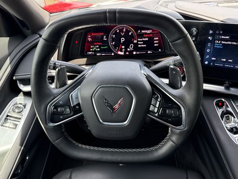 Used 2024 Chevrolet Corvette Stingray Preferred Cpe w/ Z51 Performance Package RWD image 18