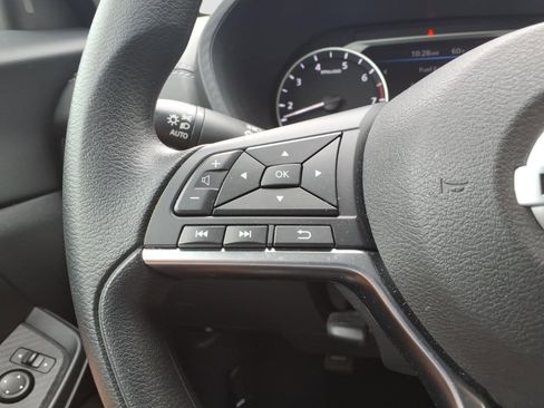 Used 2023 Nissan Sentra SV image 24