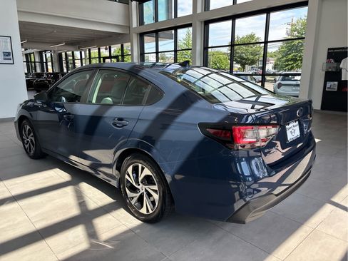 Used 2025 Subaru Legacy Premium AWD/4WD image 4