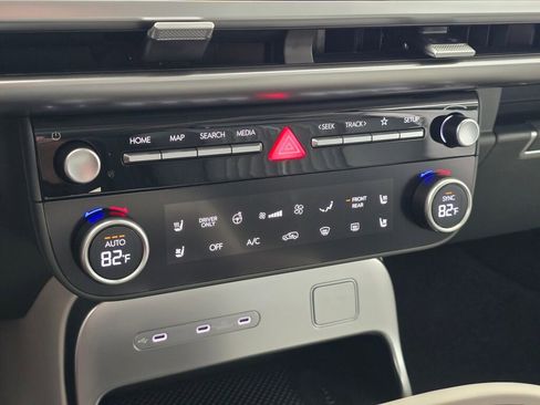 New 2026 Hyundai Ioniq 9 Calligraphy image 29