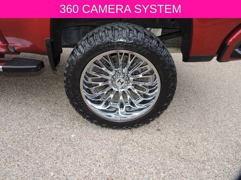 Used 2019 Chevrolet Silverado 1500 High Country w/ Technology Package image 15